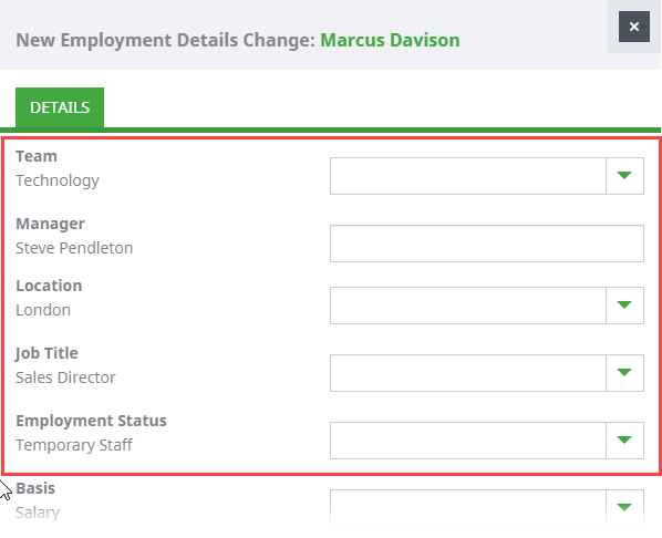 Screenshot: Fields in the WX HR Request Field Set on an Employment Details Change request (HR Request)